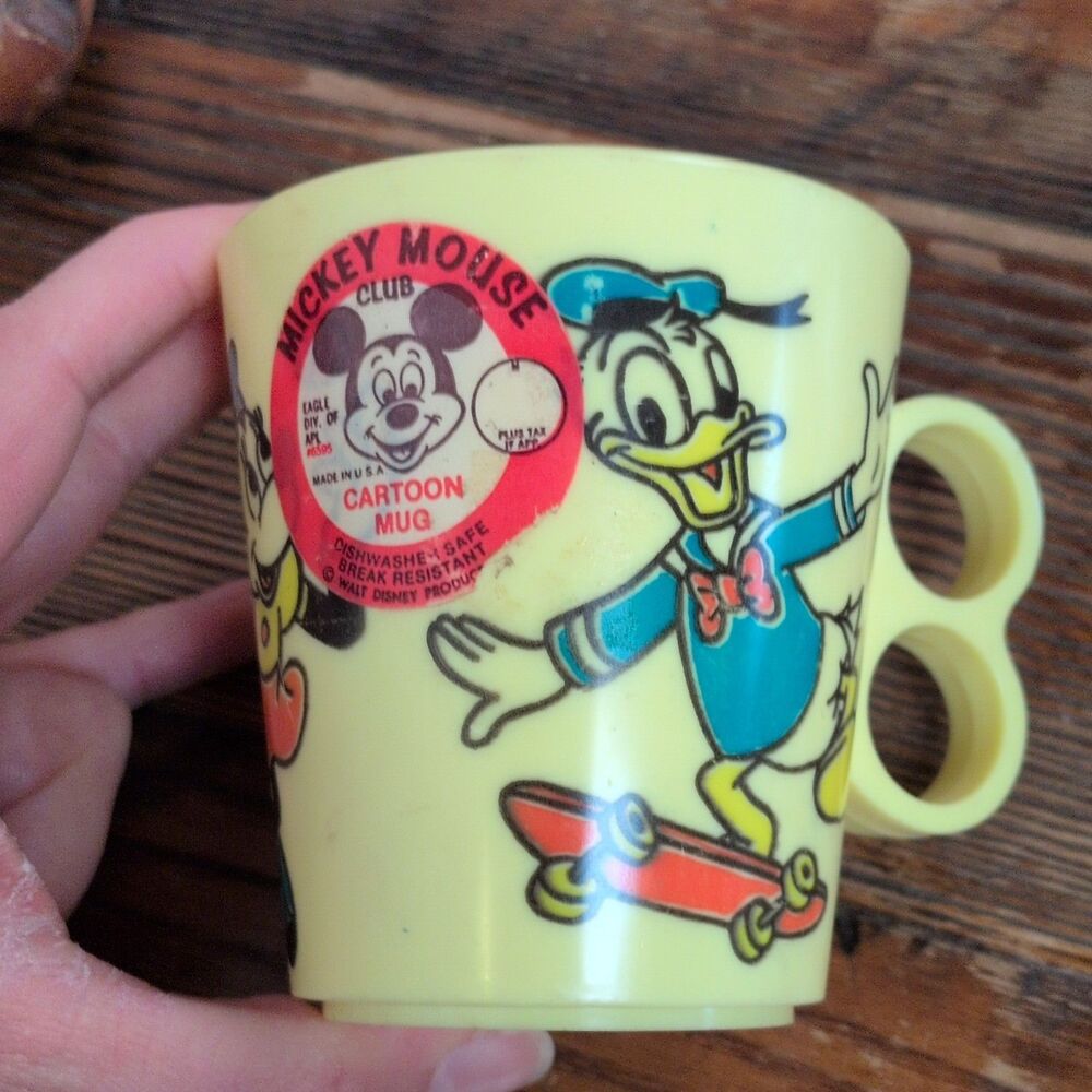 VTG 70s Eagle Disney Mickey Mouse Club Mug Minnie Donald skates Made USA